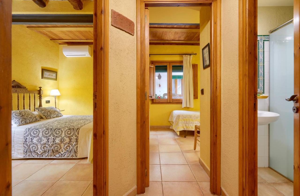 Casa Rural Can Coll Garriguella Ngoại thất bức ảnh