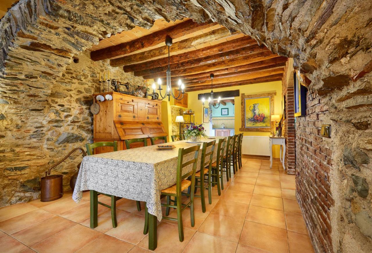 Casa Rural Can Coll Garriguella Ngoại thất bức ảnh
