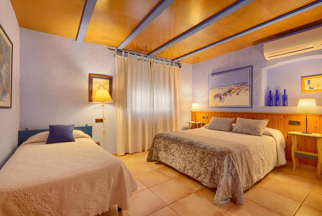 Casa Rural Can Coll Garriguella Ngoại thất bức ảnh