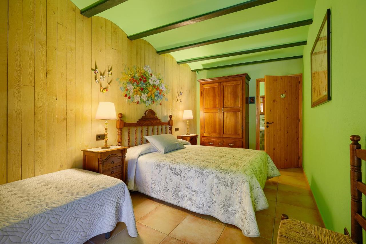 Casa Rural Can Coll Garriguella Ngoại thất bức ảnh