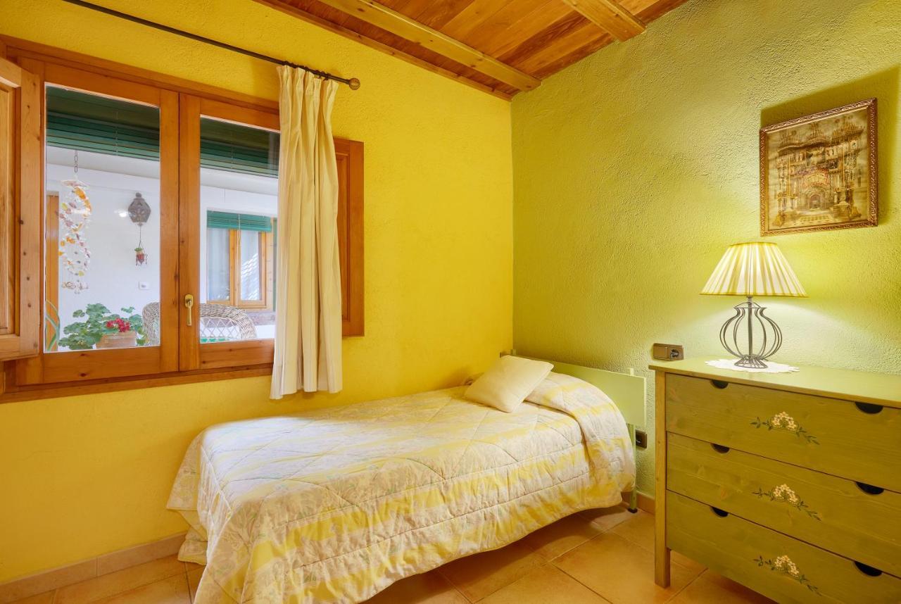 Casa Rural Can Coll Garriguella Ngoại thất bức ảnh