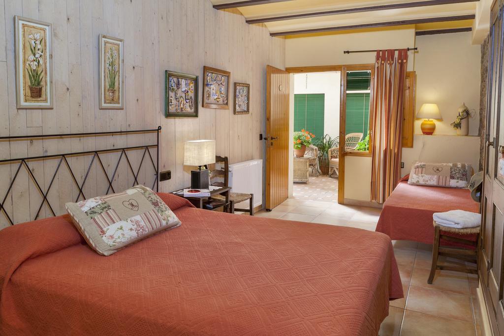 Casa Rural Can Coll Garriguella Ngoại thất bức ảnh